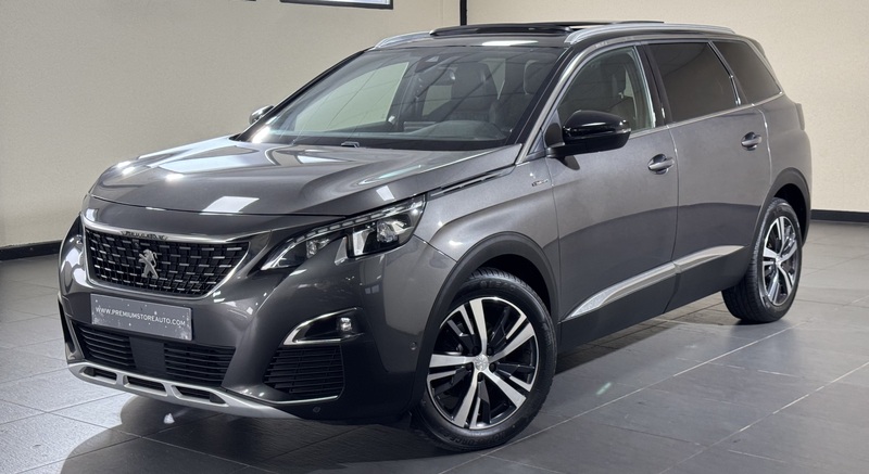 PEUGEOT  5008