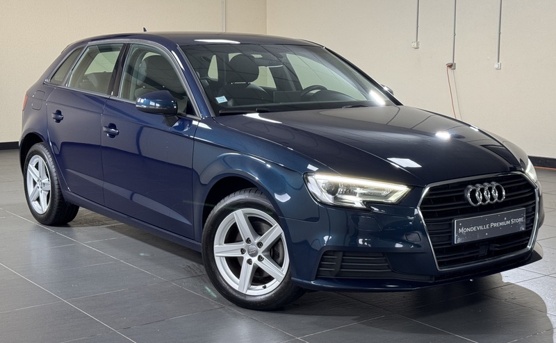 AUDI A3 SPORTBACK 1.6 TDI 115 S-TRONIC VIRTUAL COCKPIT // GPS // LED // REGUL ADAPTATIF