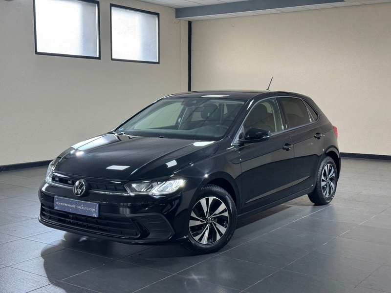 VOLKSWAGEN  POLO